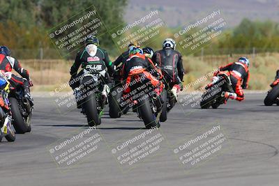 media/Oct-08-2023-CVMA (Sun) [[dbfe88ae3c]]/Race 5 Amateur Supersport Open/